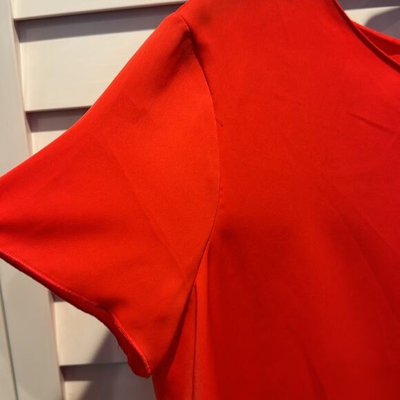 Zara Basic Pre Loved Blouse with high/ low and back bottom drape. - Picture 2 of 9